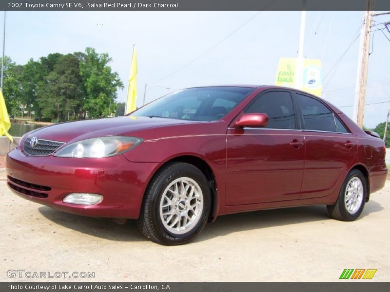 Salsa Red Pearl / Dark Charcoal 2002 Toyota Camry SE V6