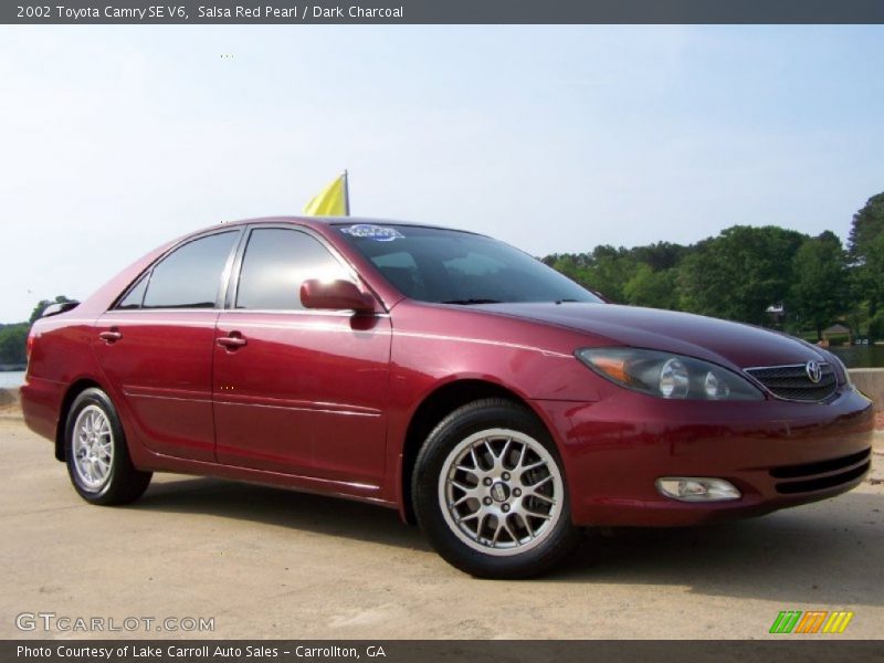 Salsa Red Pearl / Dark Charcoal 2002 Toyota Camry SE V6