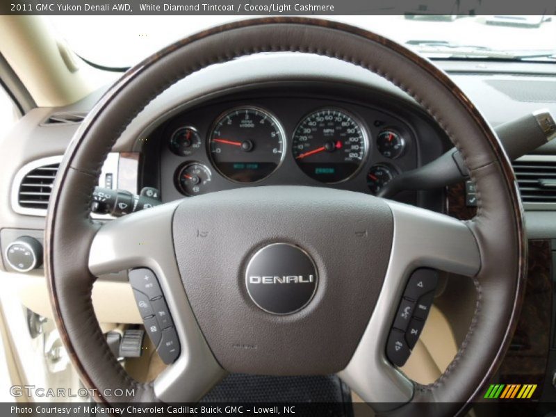 White Diamond Tintcoat / Cocoa/Light Cashmere 2011 GMC Yukon Denali AWD