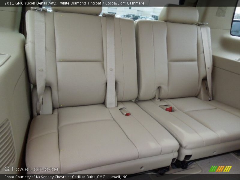White Diamond Tintcoat / Cocoa/Light Cashmere 2011 GMC Yukon Denali AWD