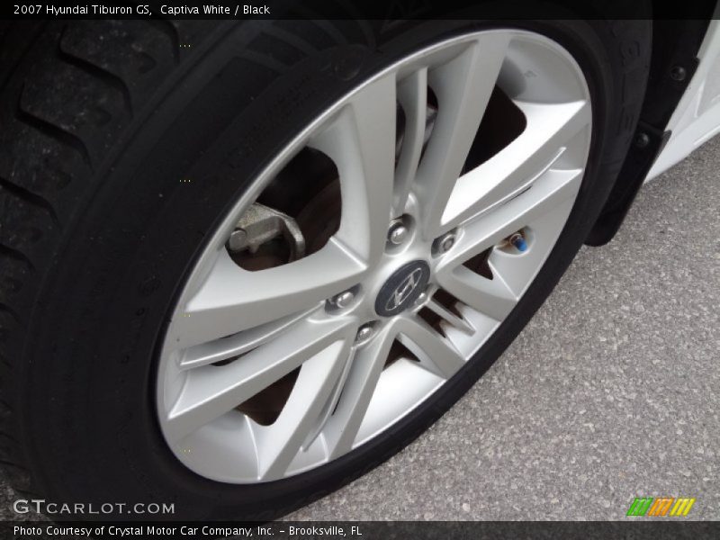 Captiva White / Black 2007 Hyundai Tiburon GS