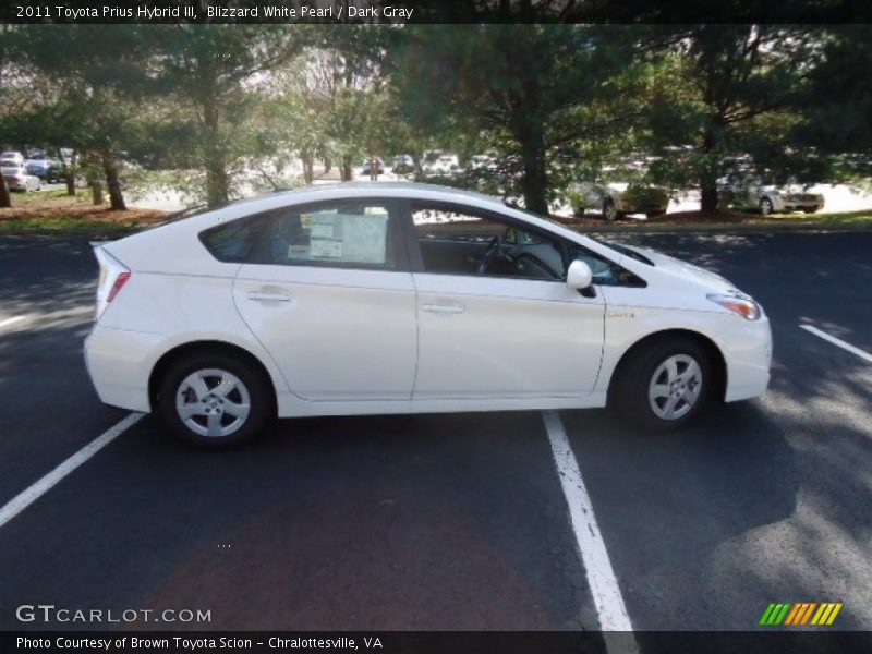Blizzard White Pearl / Dark Gray 2011 Toyota Prius Hybrid III