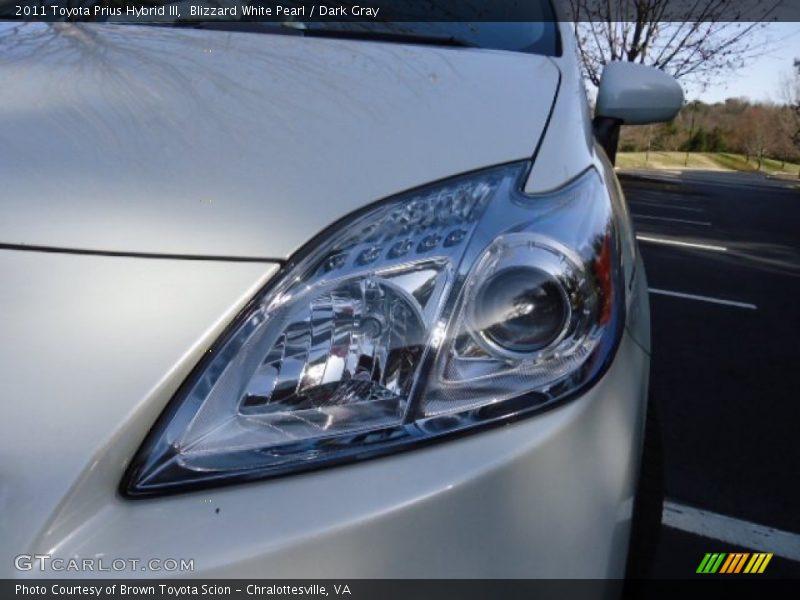 Blizzard White Pearl / Dark Gray 2011 Toyota Prius Hybrid III