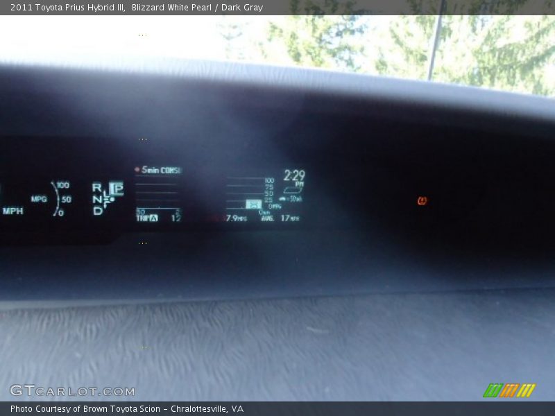 Blizzard White Pearl / Dark Gray 2011 Toyota Prius Hybrid III