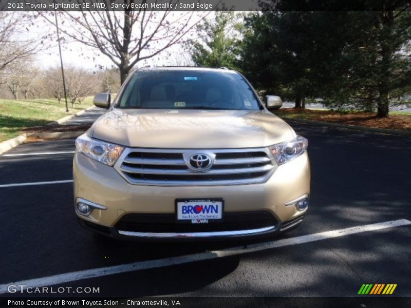 Sandy Beach Metallic / Sand Beige 2012 Toyota Highlander SE 4WD