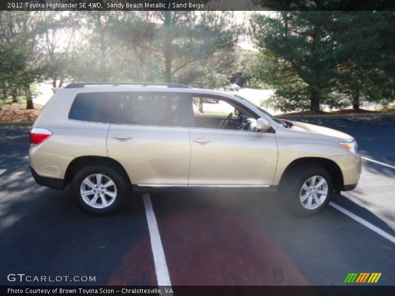 Sandy Beach Metallic / Sand Beige 2012 Toyota Highlander SE 4WD