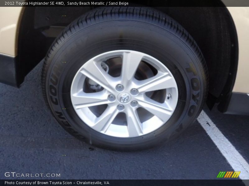 Sandy Beach Metallic / Sand Beige 2012 Toyota Highlander SE 4WD