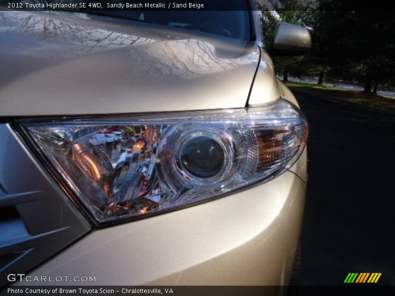 Sandy Beach Metallic / Sand Beige 2012 Toyota Highlander SE 4WD