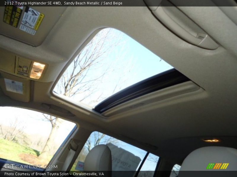 Sandy Beach Metallic / Sand Beige 2012 Toyota Highlander SE 4WD