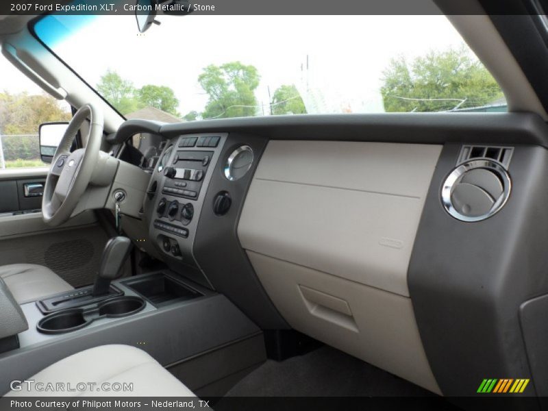 Carbon Metallic / Stone 2007 Ford Expedition XLT