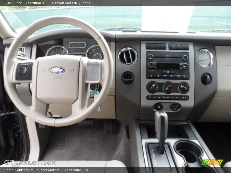 Carbon Metallic / Stone 2007 Ford Expedition XLT