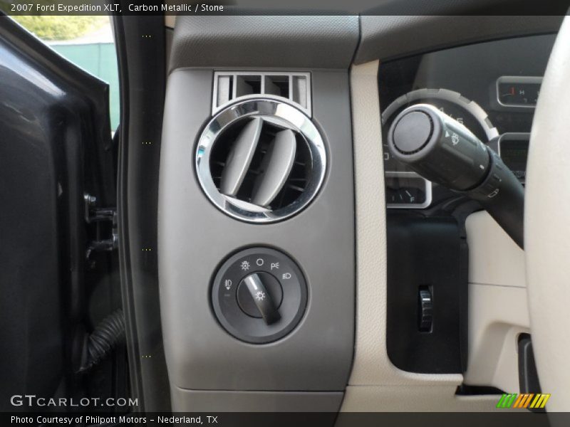 Carbon Metallic / Stone 2007 Ford Expedition XLT