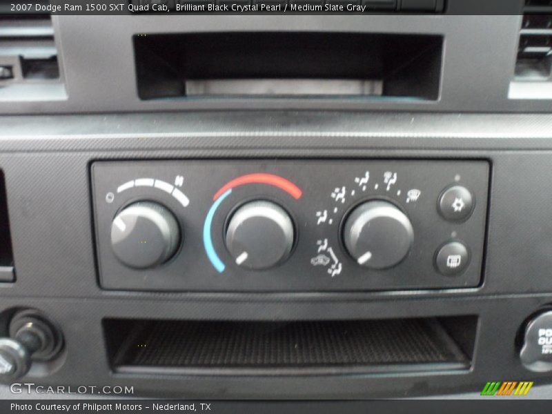 Brilliant Black Crystal Pearl / Medium Slate Gray 2007 Dodge Ram 1500 SXT Quad Cab