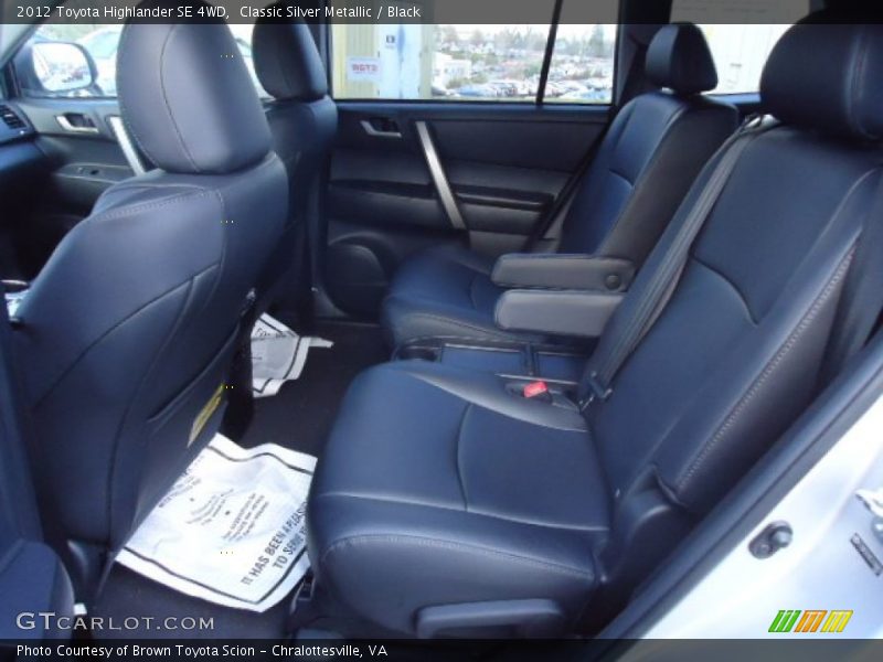 Classic Silver Metallic / Black 2012 Toyota Highlander SE 4WD