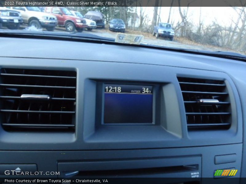 Classic Silver Metallic / Black 2012 Toyota Highlander SE 4WD