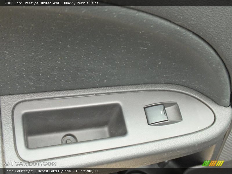 Black / Pebble Beige 2006 Ford Freestyle Limited AWD