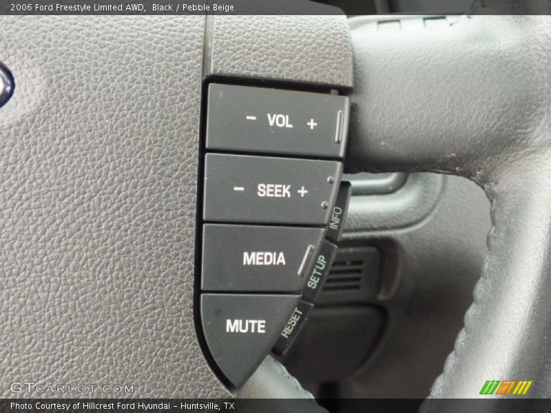 Black / Pebble Beige 2006 Ford Freestyle Limited AWD