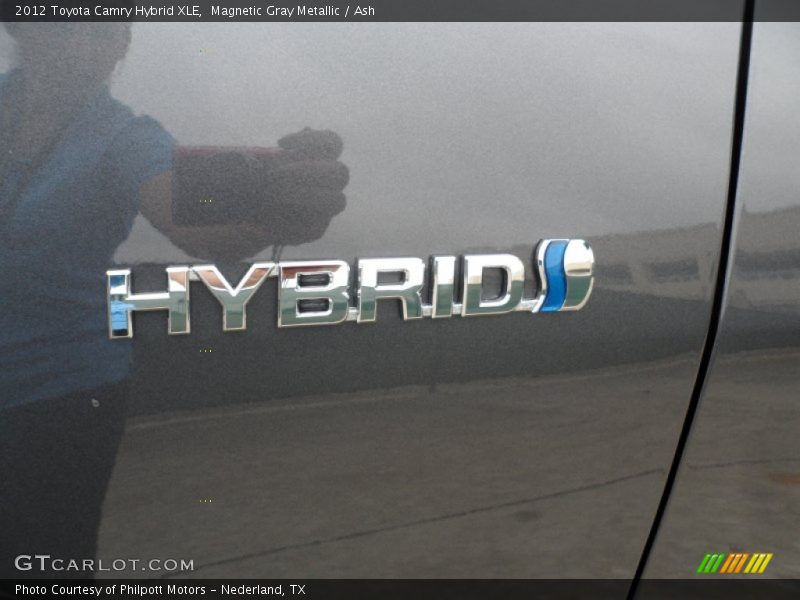 Magnetic Gray Metallic / Ash 2012 Toyota Camry Hybrid XLE