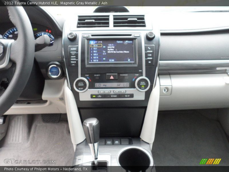 Controls of 2012 Camry Hybrid XLE