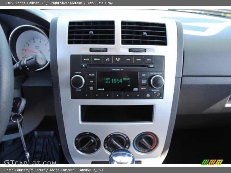 Bright Silver Metallic / Dark Slate Gray 2009 Dodge Caliber SXT