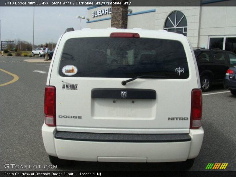 Stone White / Dark Slate Gray/Light Slate Gray 2010 Dodge Nitro SE 4x4