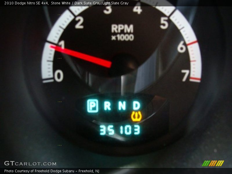 Stone White / Dark Slate Gray/Light Slate Gray 2010 Dodge Nitro SE 4x4