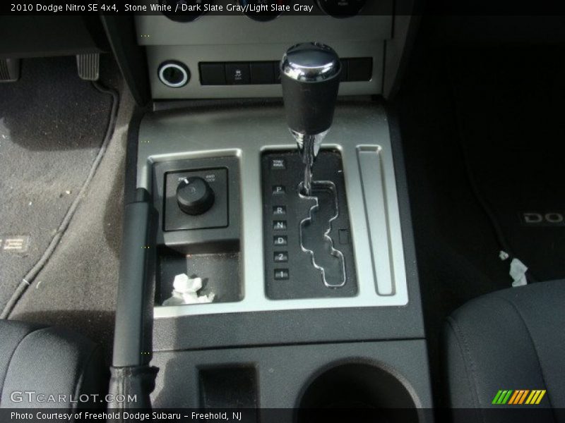 Stone White / Dark Slate Gray/Light Slate Gray 2010 Dodge Nitro SE 4x4