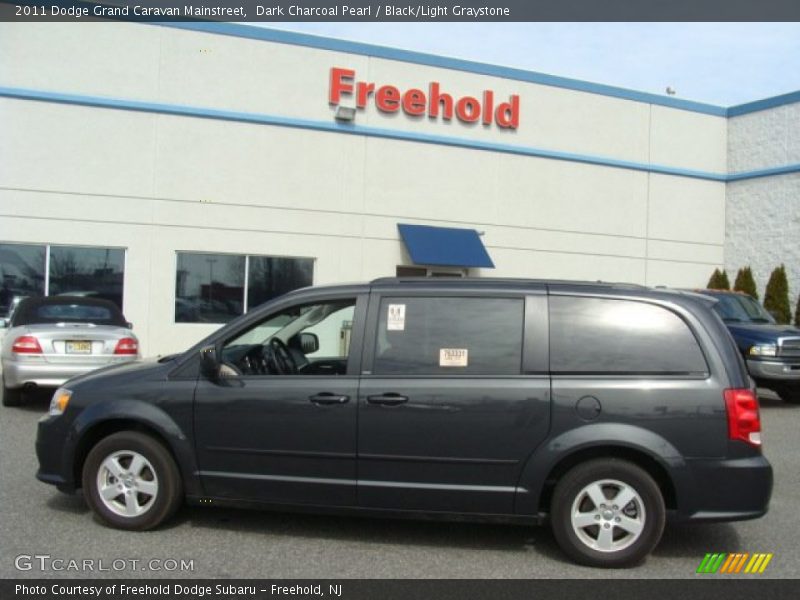 Dark Charcoal Pearl / Black/Light Graystone 2011 Dodge Grand Caravan Mainstreet