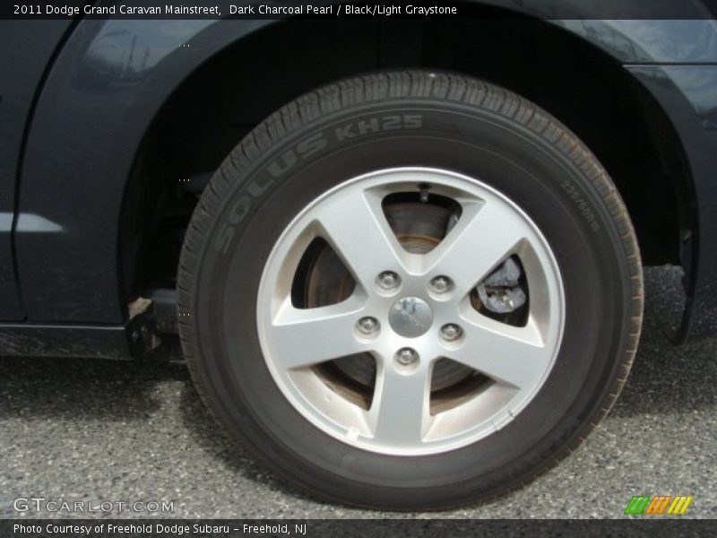 Dark Charcoal Pearl / Black/Light Graystone 2011 Dodge Grand Caravan Mainstreet