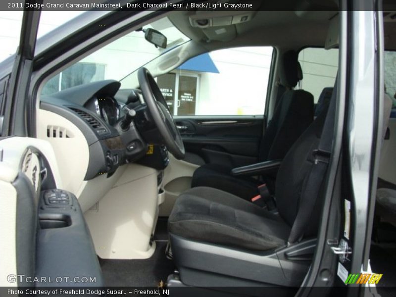 Dark Charcoal Pearl / Black/Light Graystone 2011 Dodge Grand Caravan Mainstreet