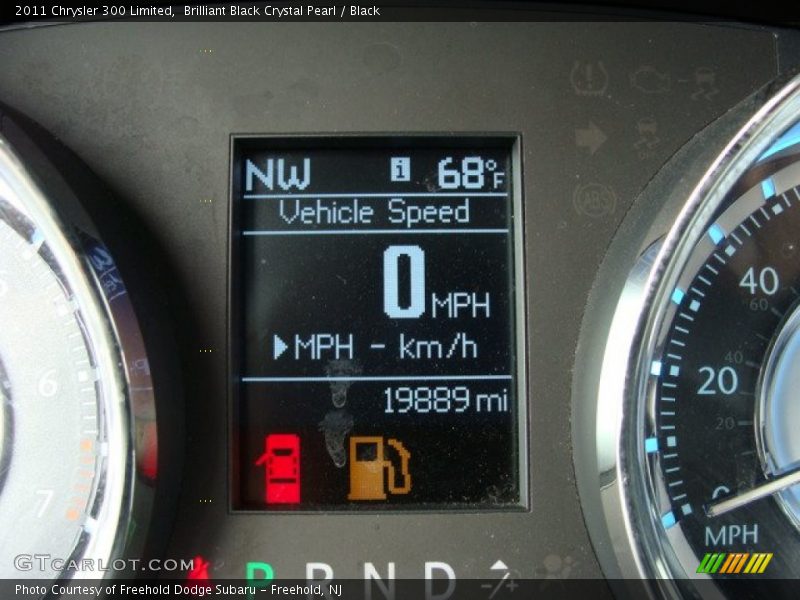 Brilliant Black Crystal Pearl / Black 2011 Chrysler 300 Limited