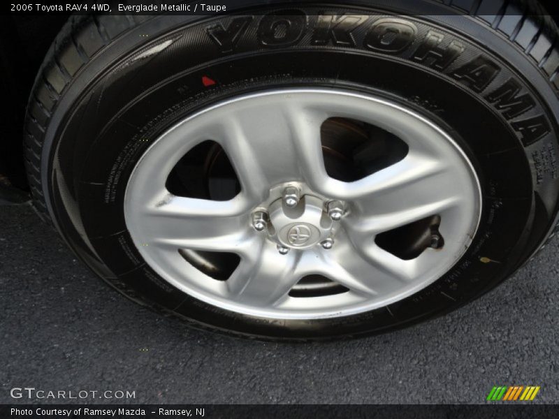 Everglade Metallic / Taupe 2006 Toyota RAV4 4WD