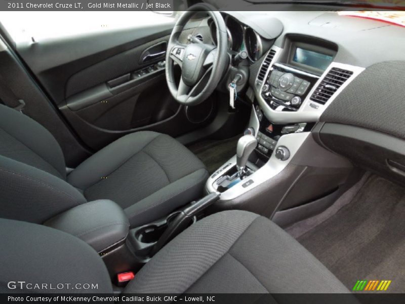 Gold Mist Metallic / Jet Black 2011 Chevrolet Cruze LT