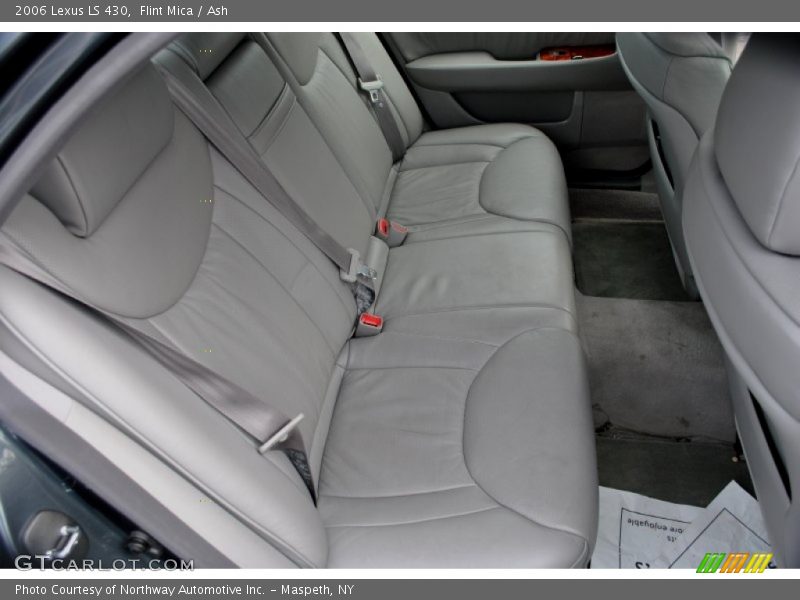 Rear Seat of 2006 LS 430