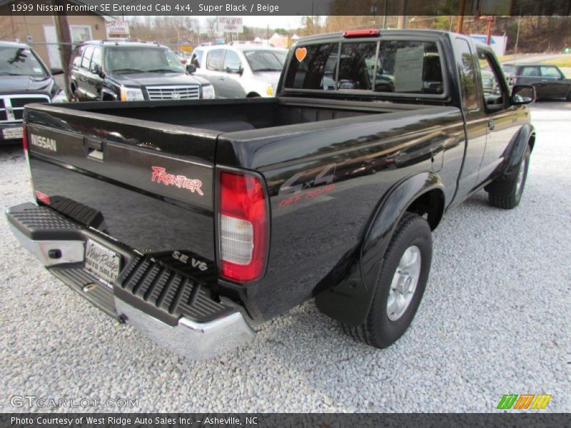 Super Black / Beige 1999 Nissan Frontier SE Extended Cab 4x4