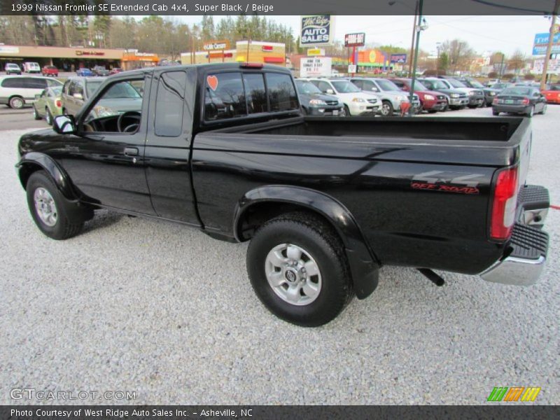 Super Black / Beige 1999 Nissan Frontier SE Extended Cab 4x4