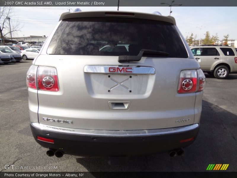 Liquid Silver Metallic / Ebony 2007 GMC Acadia SLE AWD