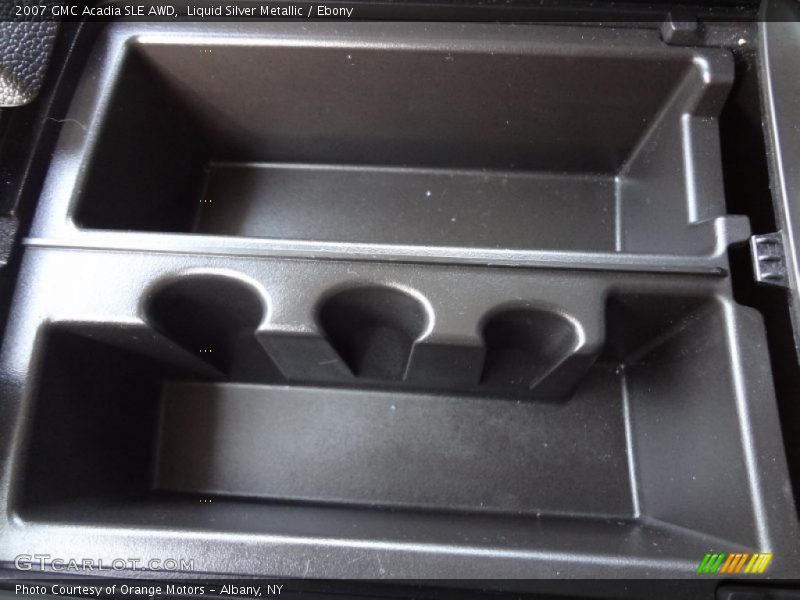 Liquid Silver Metallic / Ebony 2007 GMC Acadia SLE AWD