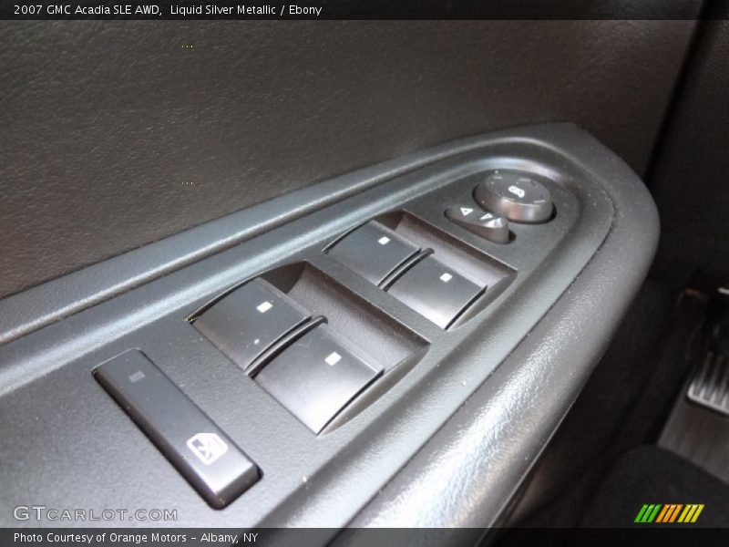 Liquid Silver Metallic / Ebony 2007 GMC Acadia SLE AWD