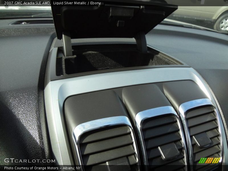 Liquid Silver Metallic / Ebony 2007 GMC Acadia SLE AWD