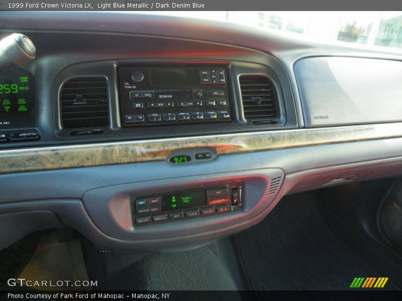 Light Blue Metallic / Dark Denim Blue 1999 Ford Crown Victoria LX