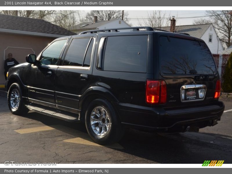 Black Clearcoat / Medium Graphite 2001 Lincoln Navigator 4x4
