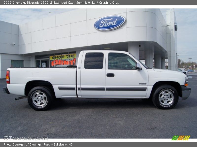 Summit White / Graphite Gray 2002 Chevrolet Silverado 1500 LS Extended Cab
