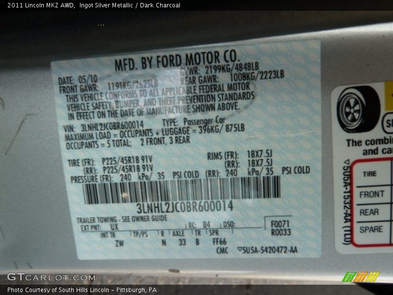 Ingot Silver Metallic / Dark Charcoal 2011 Lincoln MKZ AWD