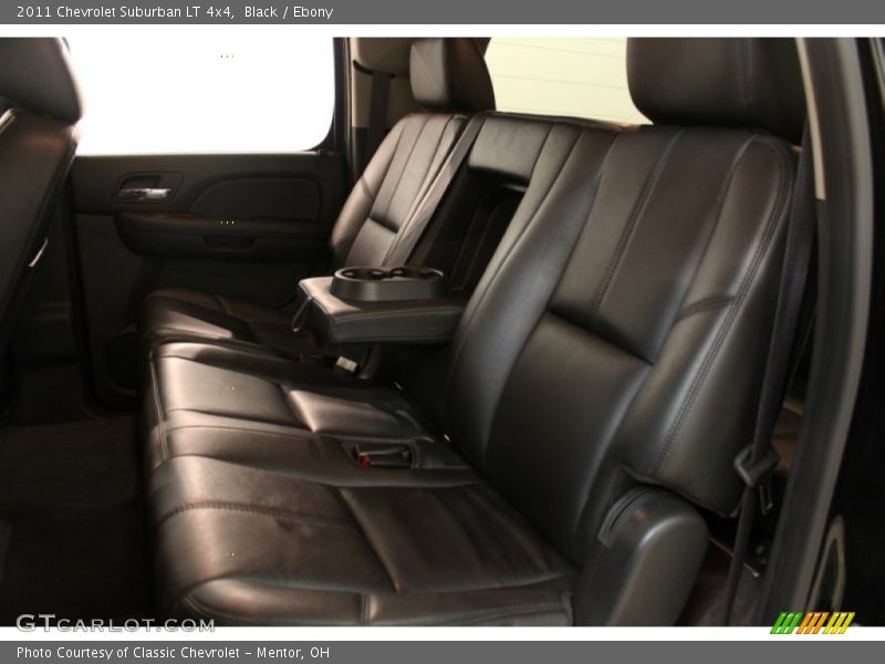 Black / Ebony 2011 Chevrolet Suburban LT 4x4