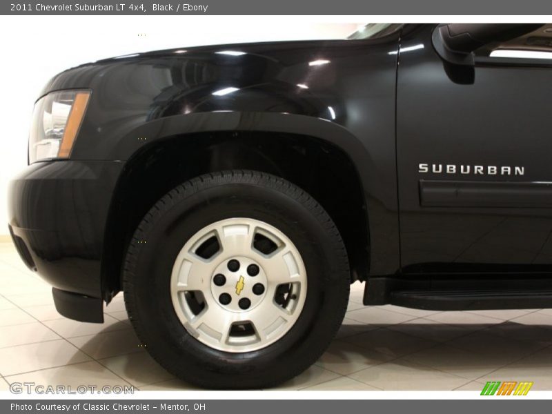 Black / Ebony 2011 Chevrolet Suburban LT 4x4