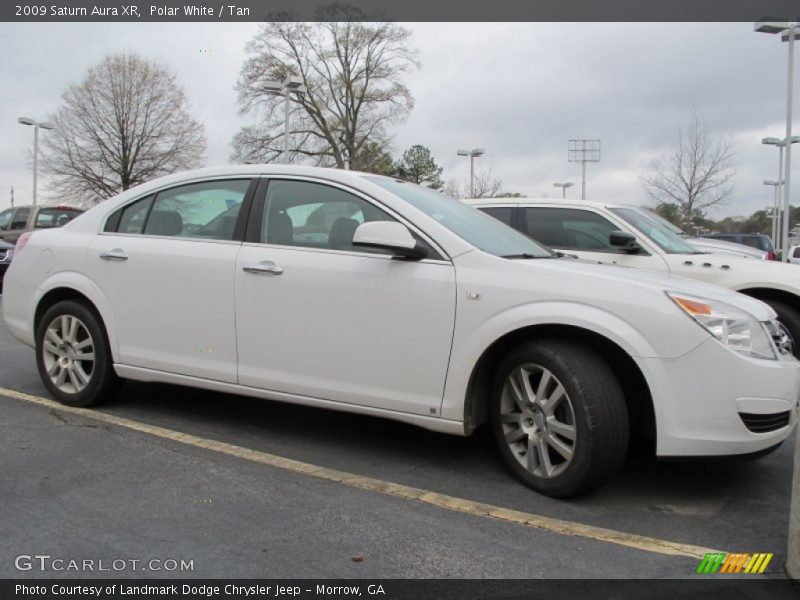 Polar White / Tan 2009 Saturn Aura XR