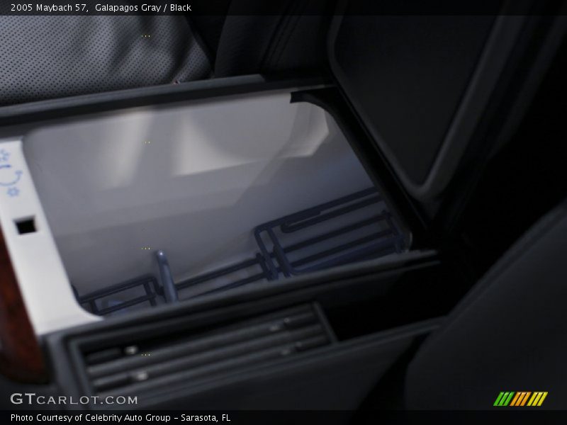 Galapagos Gray / Black 2005 Maybach 57