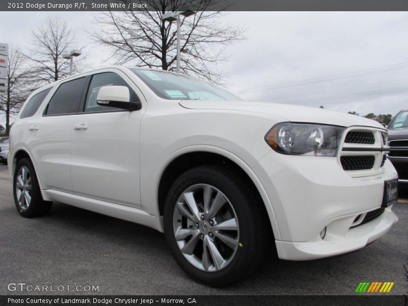 Front 3/4 View of 2012 Durango R/T