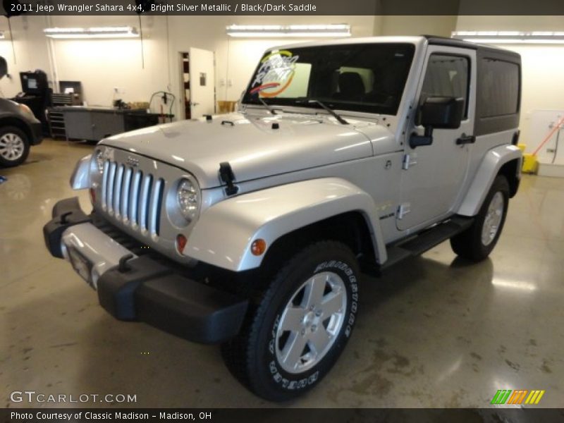 Bright Silver Metallic / Black/Dark Saddle 2011 Jeep Wrangler Sahara 4x4